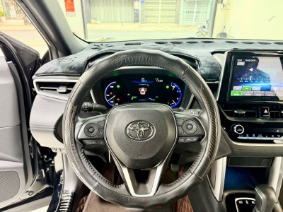 Toyota Corolla Cross Hybrid 2023 Odo 7014 Km