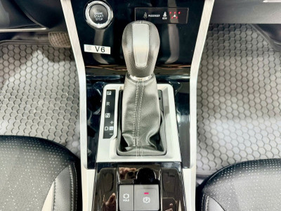 Toyota Veloz Cross Top 2023 Odo 14129 Km