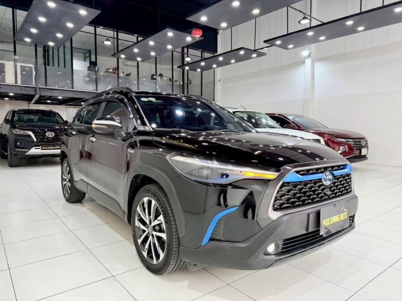 Toyota Corolla Cross Hybrid 2023 Odo 7014 Km