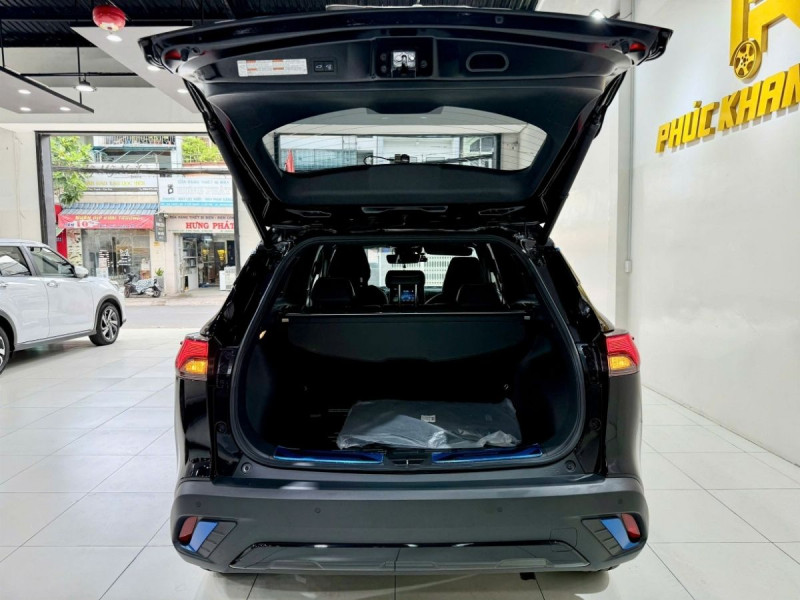 Toyota Corolla Cross Hybrid 2023 Odo 7014 Km