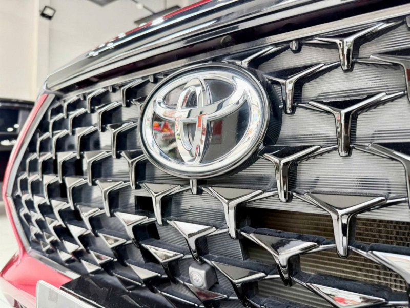 Toyota Veloz Cross Top 2023 Odo 14129 Km